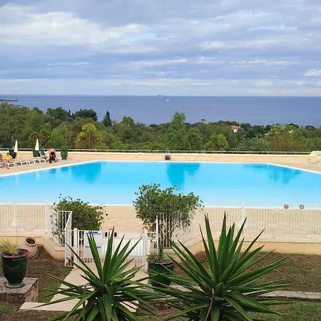 Au Petit Paradis A Cap Esterel Avec Grande Terrasse Vue דירה