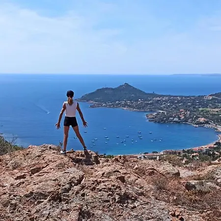 Au Petit Paradis A Cap Esterel Avec Grande Terrasse Vue *